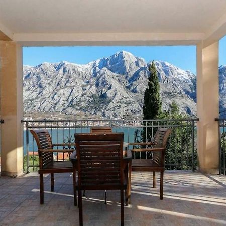 Sun Apartment Kotor Zewnętrze zdjęcie