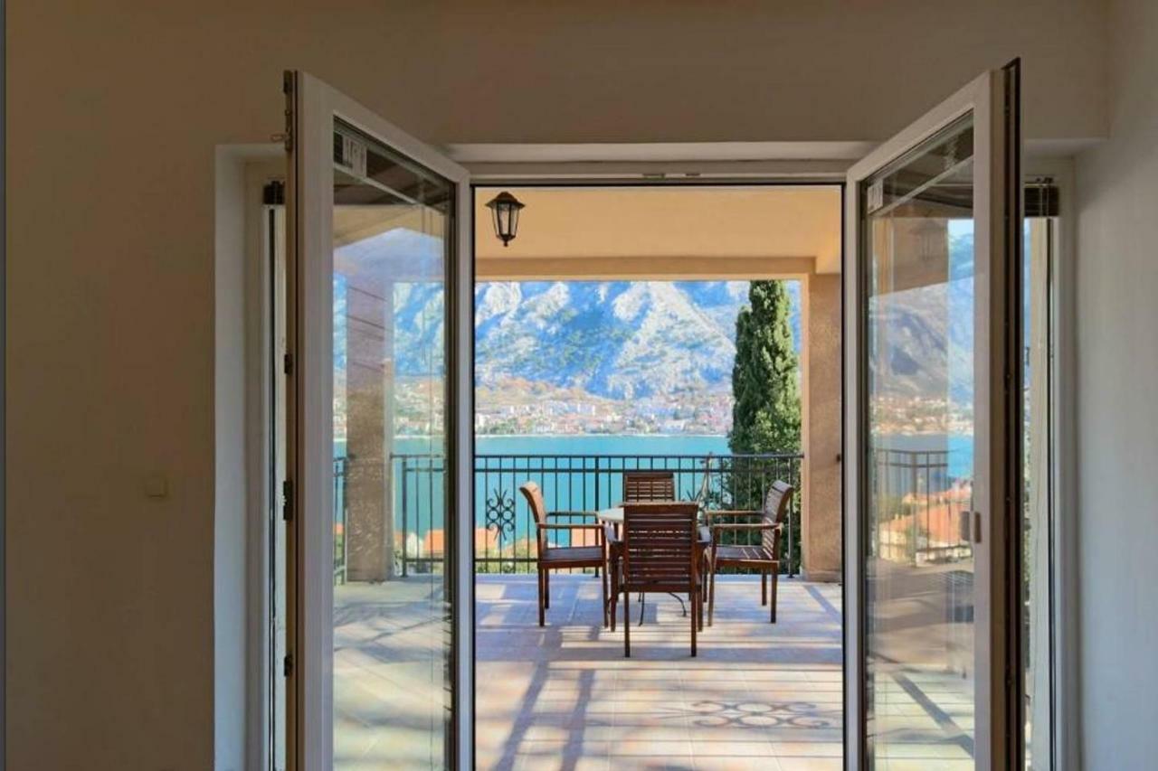 Sun Apartment Kotor Zewnętrze zdjęcie