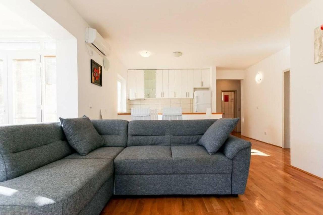 Sun Apartment Kotor Zewnętrze zdjęcie
